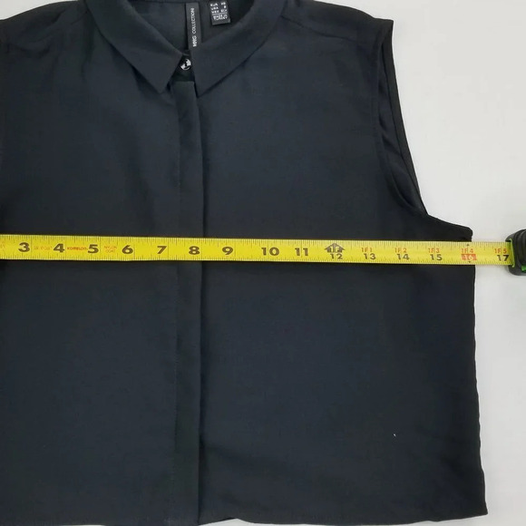 Ming Collection Small Sheer Hidden Buttons Top - Picture 2 of 6